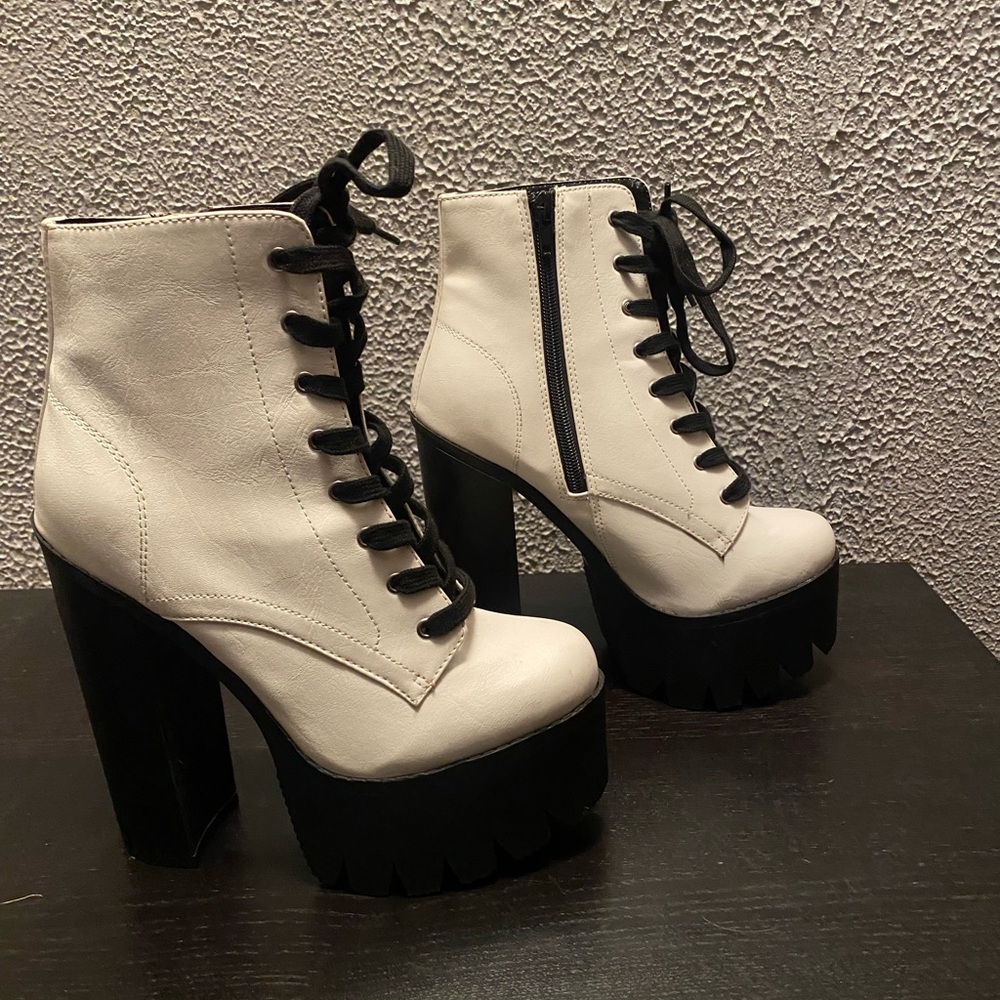 Bought from Akira, bad ass 4.5 inch white boots.